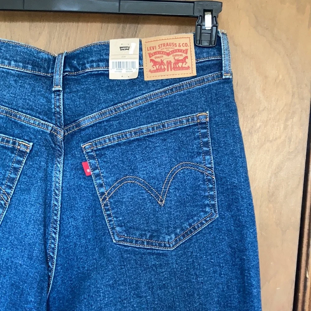 Offer$40 Levi’s wedgie straight jean high rise snug through hip & thigh 20W - Picture 15 of 17